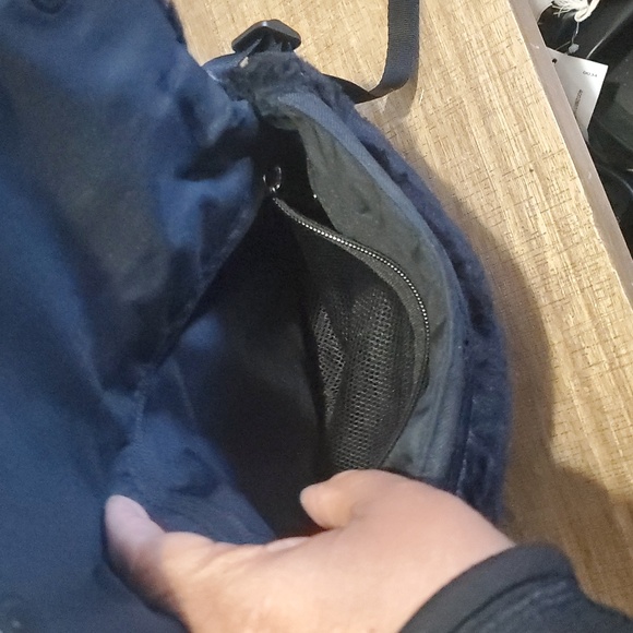 Nike Swoop Futura 365 Faux Fur Crossbody Bag in Black and White - Streetwear - Picture 7 of 12